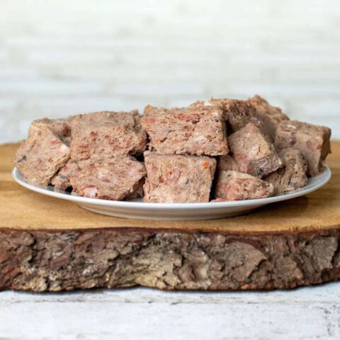 Komplett-Menü Huhn mit Lachs für Katzen, gewolft 500 g Beutel
