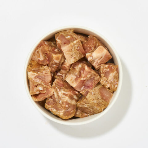 Huhn mit Innereien (2kg) | haustierkost | Fleischiger BARF-Mix mit Hühnerherzen, -leber & –lungen | Für Hunde & Katzen | Proteinreich & tiefgefroren
